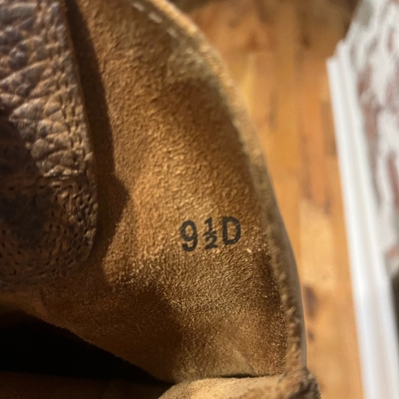 Ariat ATS 9.5D size boots. Near new condition. Worn less than 10x. - Picture 4 of 6